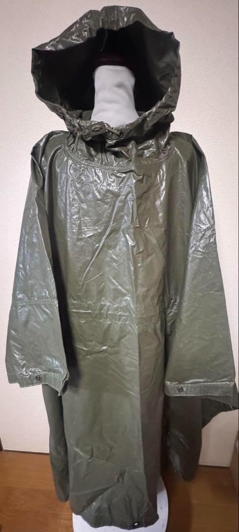 アメリカ軍 実物 レインポンチ ベトナム戦争 1965年